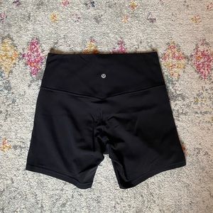 LULULEMON ALIGN SHORTS 6”